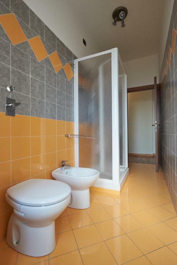 Famagosta 10 Apartment Milan Luaran gambar